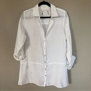 100% white linen button down long sleeve shirt M/L